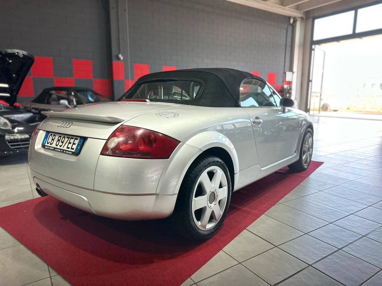 Audi TT Roadster 1.8 T 20V 179 CV cat