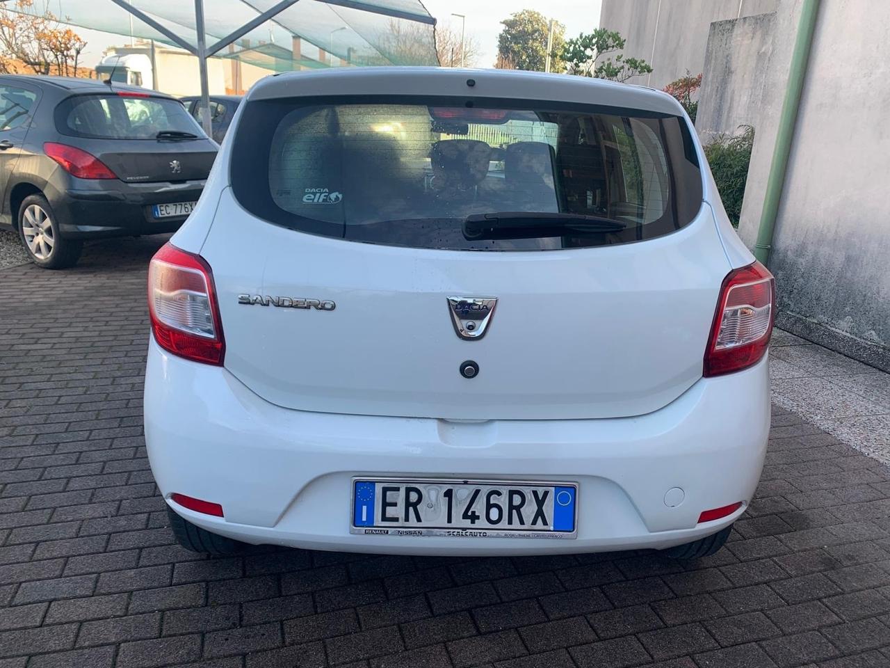Dacia Sandero 1.2 GPL 75CV Lauréate benz gpl
