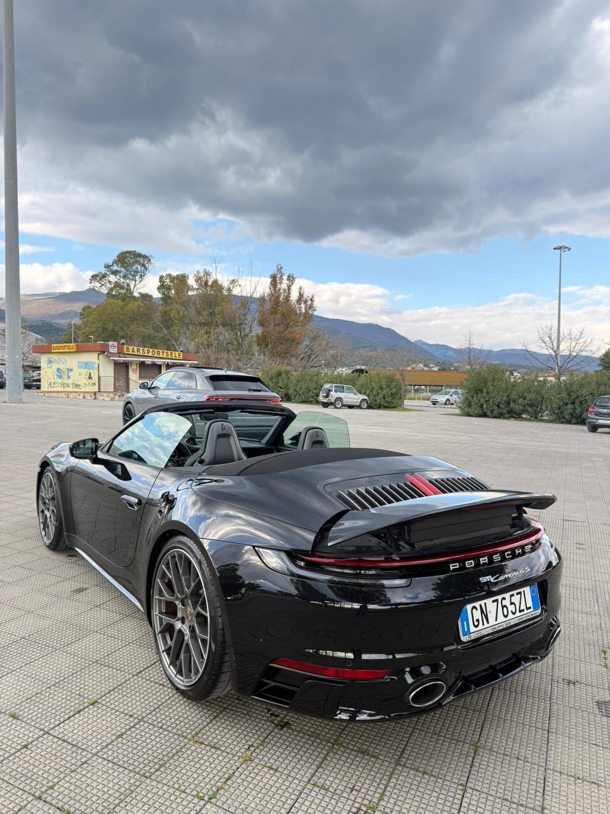 Porsche 911 Carrera 4S Cabriolet