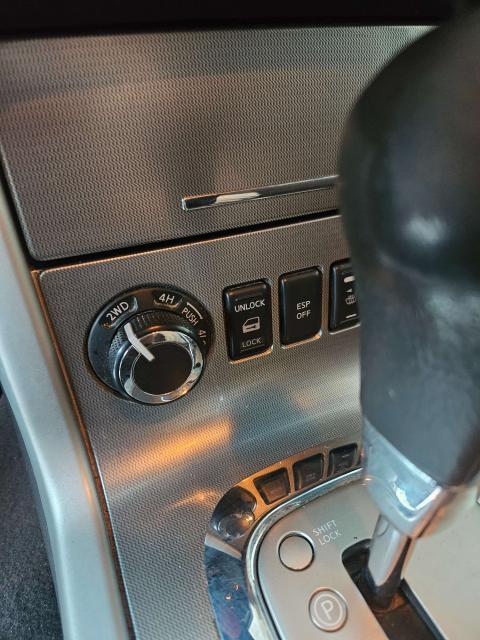 Nissan Navara Navara II 2010 2.5 dci d.cab LE PLUS