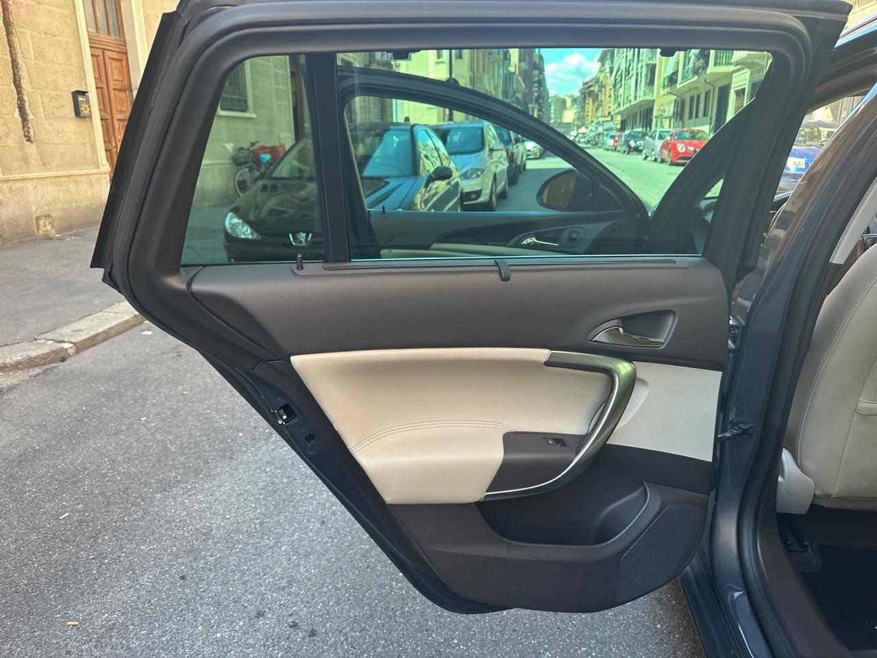 Opel Insignia 2.0 CDTI Sports Tourer Cosmo