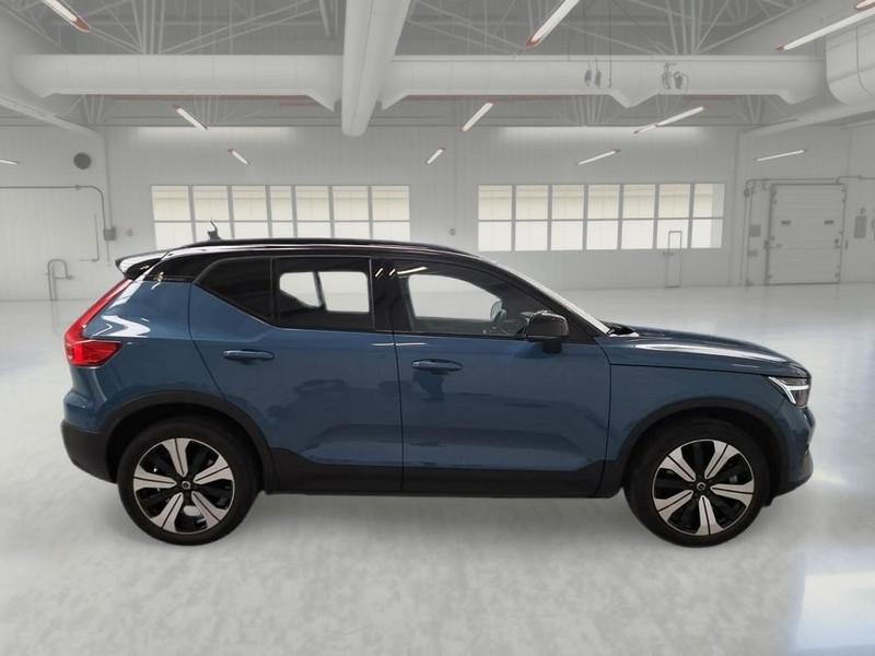 VOLVO XC40 RECHARGE SINGLE MOTOR ELETTRICA PLUS SUV