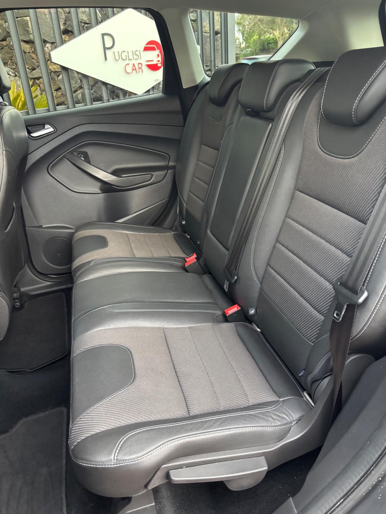 Ford Kuga 2.0 TDCI 150 CV S&S 2WD Titanium