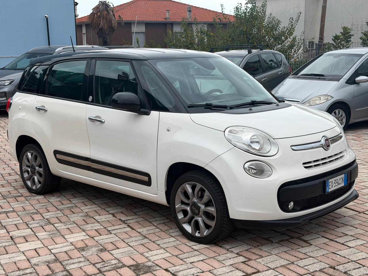Fiat 500L Living 0.9 TwinAir Turbo Natural Power Lounge