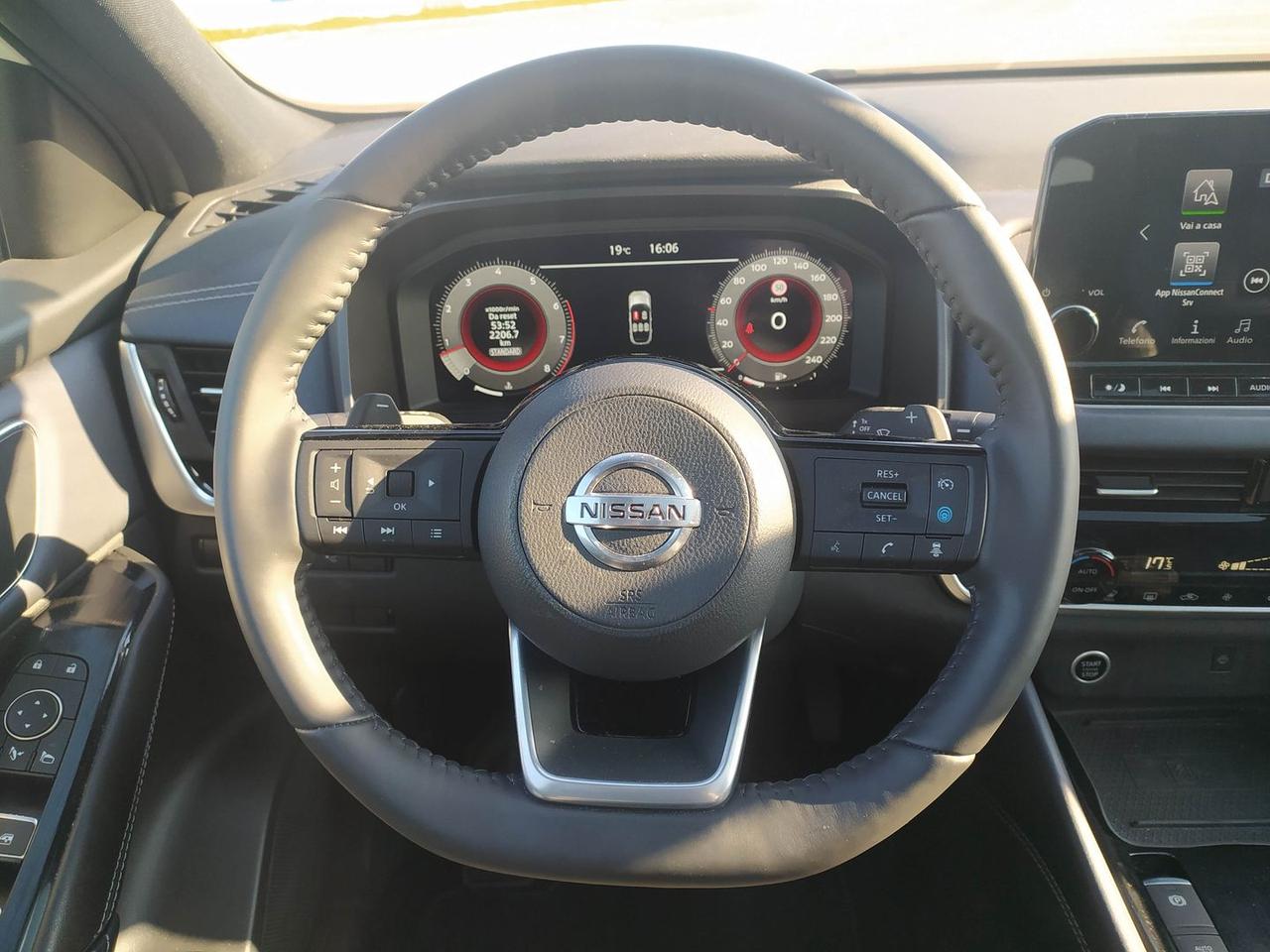 Nissan Qashqai N-Connecta 1.3 DIG-T MHEV #9959