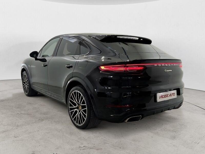 Porsche Cayenne Coupè 3.0 V6 E-Hybrid