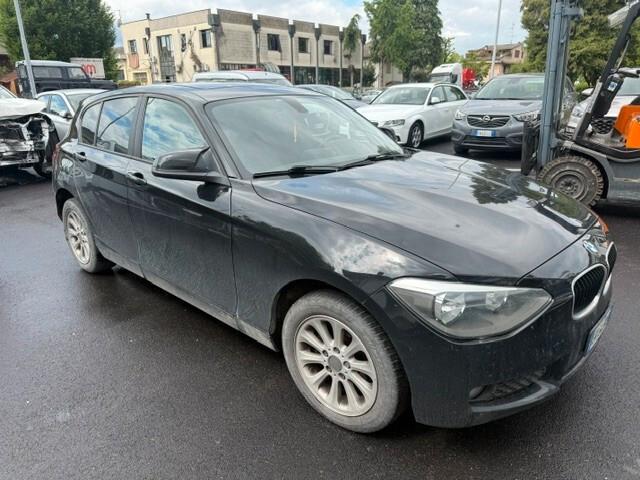 Bmw 118 118d 5p. Unique -MOTORE ROTTO