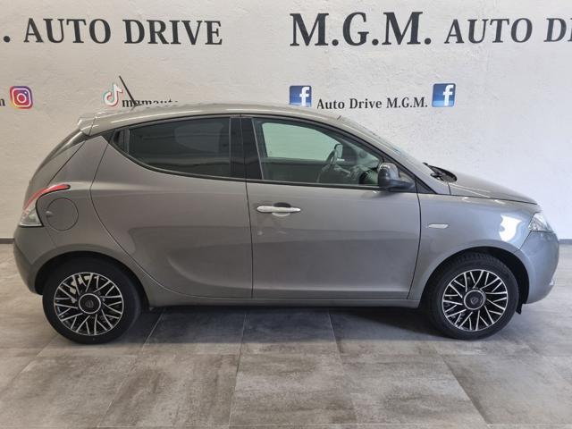 LANCIA Ypsilon 1.2 69 CV 5 porte S&S Platinum