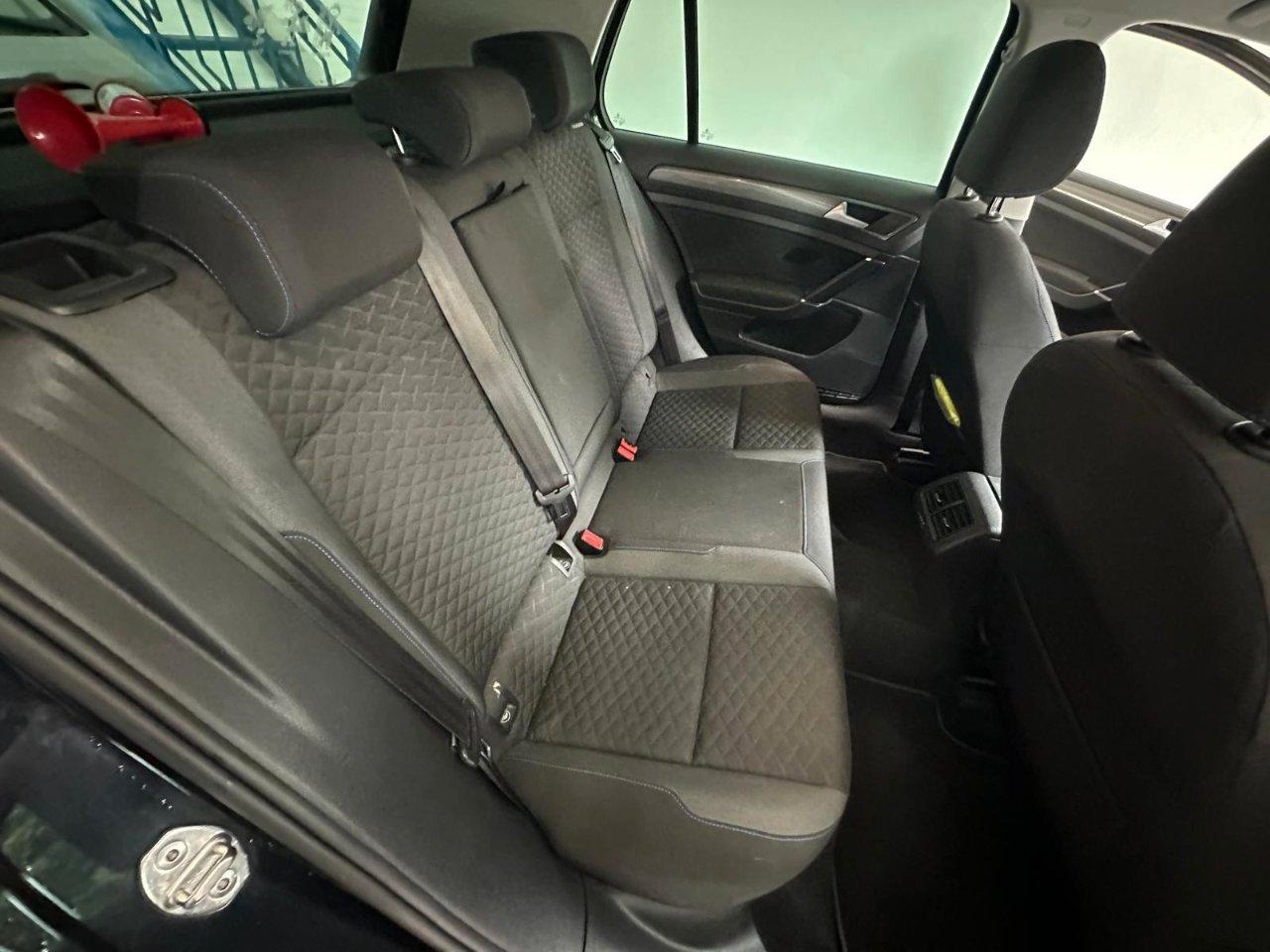 Volkswagen Golf 5 Porte Golf 5p 1.6 tdi Highline 115cv