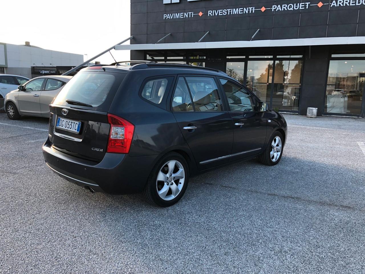 Kia Carens 2.0 16V CRDi VGT LX Family