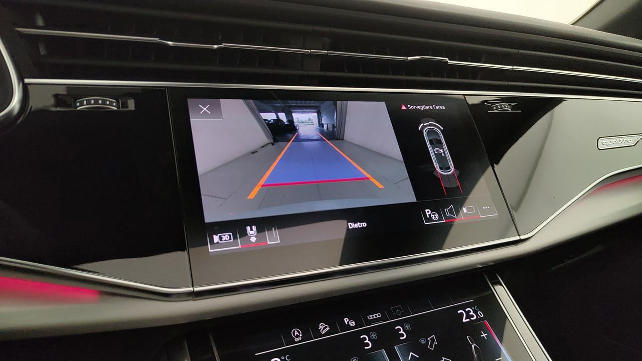 AUDI Q8 55 3.0 tfsi mhev Sport quattro tiptronic