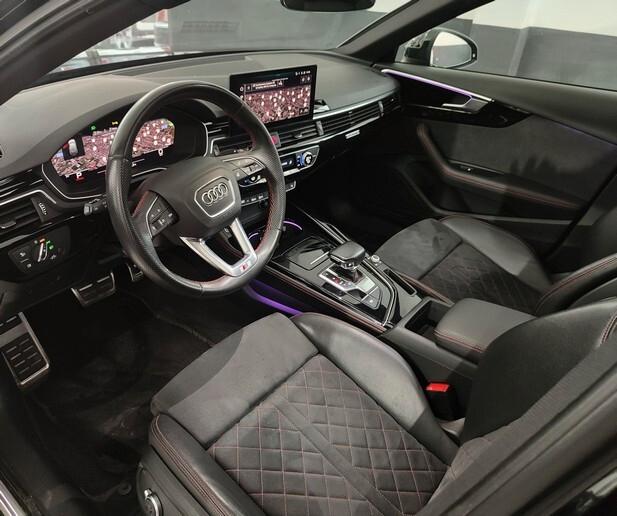 Audi A4 Avant 40 TDI quattro S tronic line 204 CV