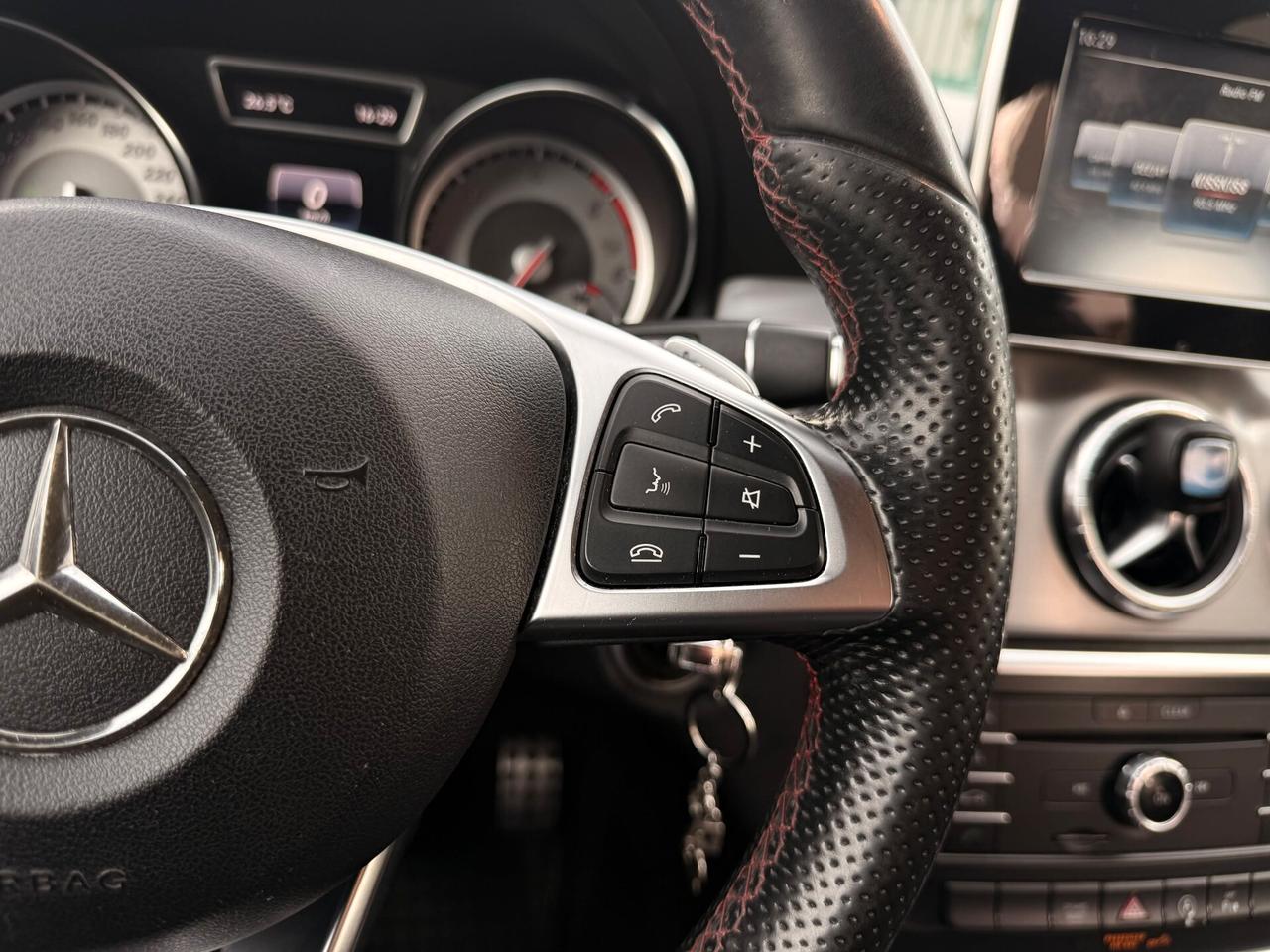 Mercedes-benz CLA 200 d S.W. Automatic Premium
