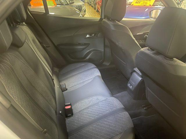 PEUGEOT 2008 PureTech 100 S&S Allure C/GRIMALDI SPECIAL DAY