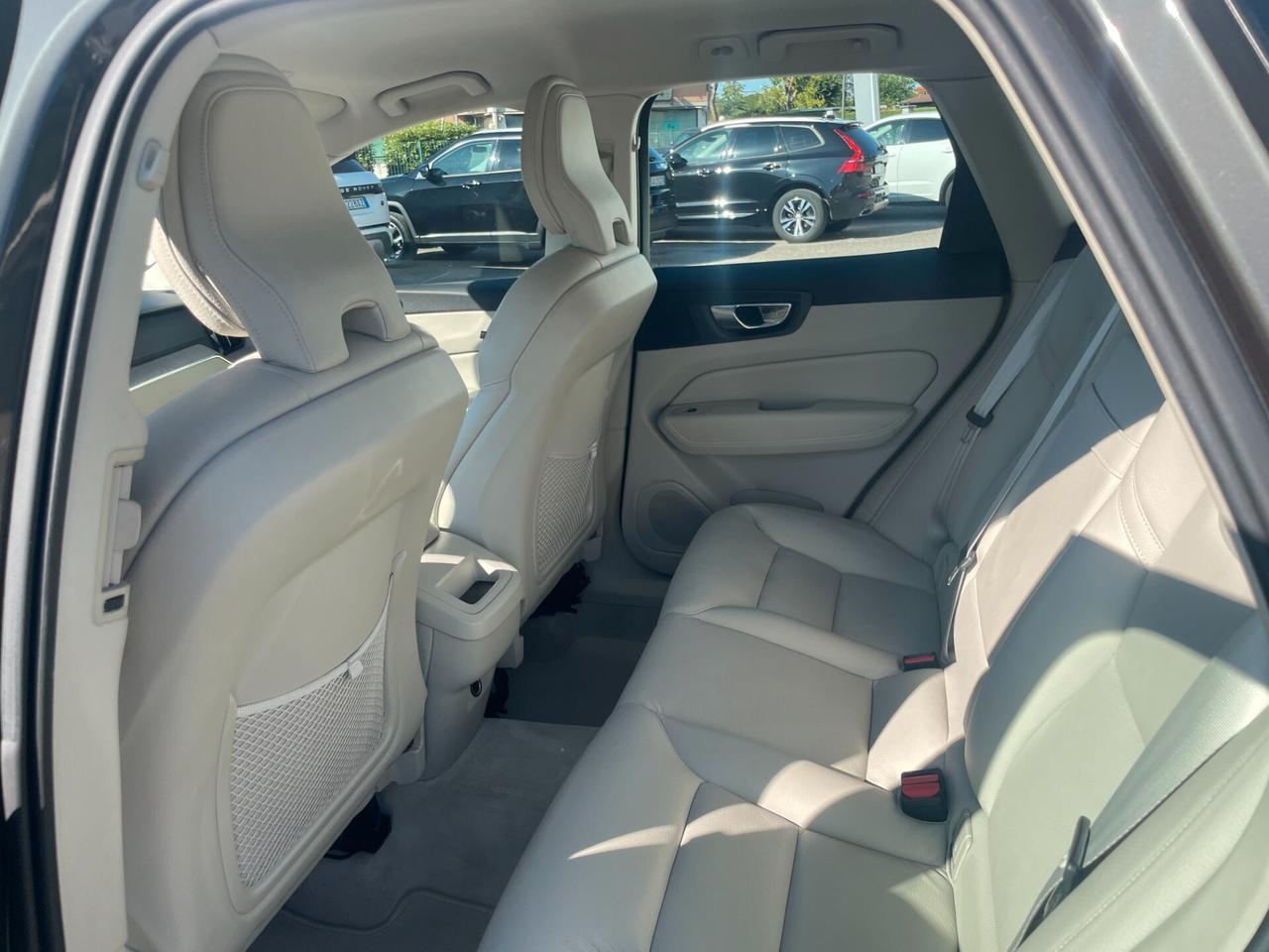 Volvo XC 60 D4 AWD Geartronic Inscription