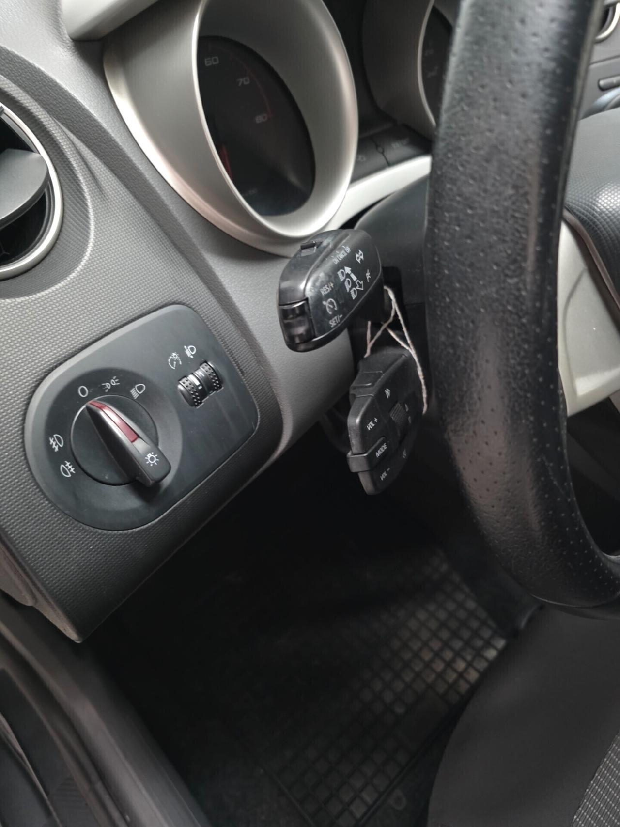 Seat Ibiza 1.2 TSI DSG 5 porte NEOPATENTATI