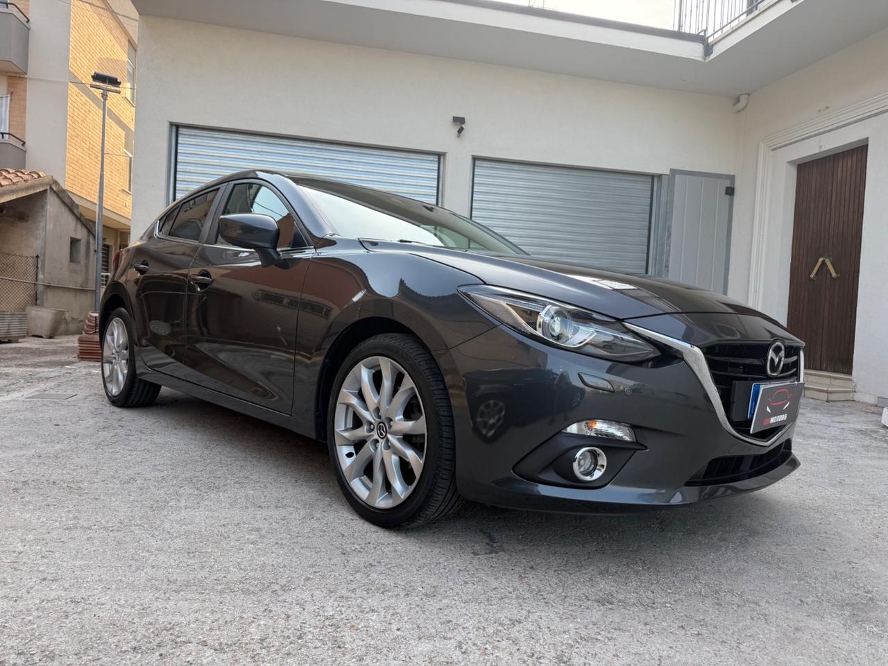 Mazda3 1.5 Skyactiv-D Exceed
