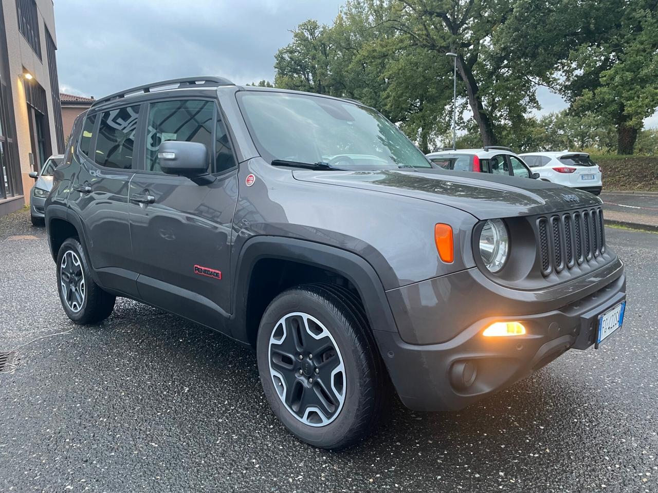 Jeep Renegade 2.0 Mjt 170CV 4WD Active Drive Low Trailhawk