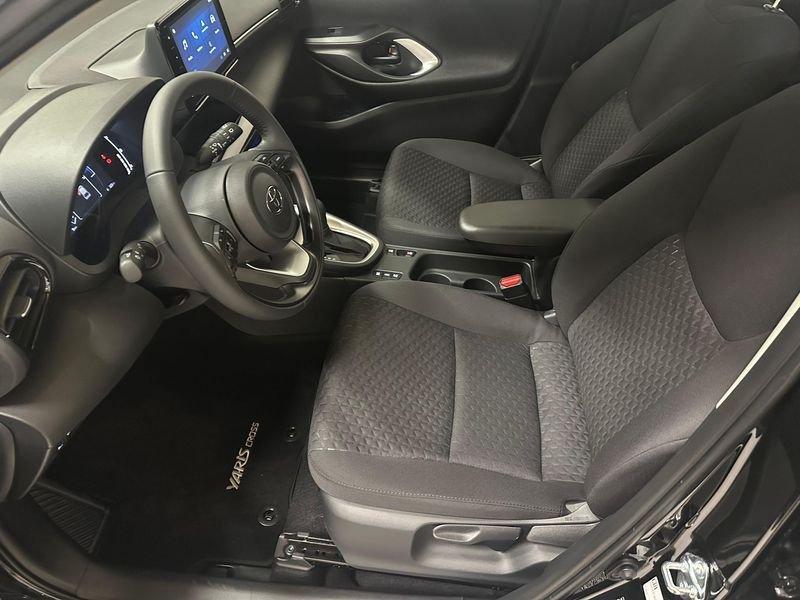 Toyota Yaris Cross Yaris Cross 1.5 Hybrid 5p. E-CVT Active IVA ESPOSTA