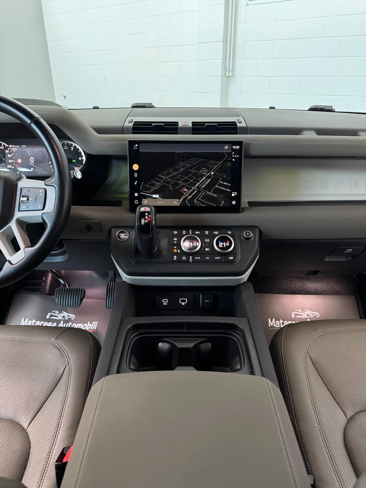 Land Rover Defender 110 SE MHEW awd 3.0cc 200cv Assetto regolabile Finanziabile