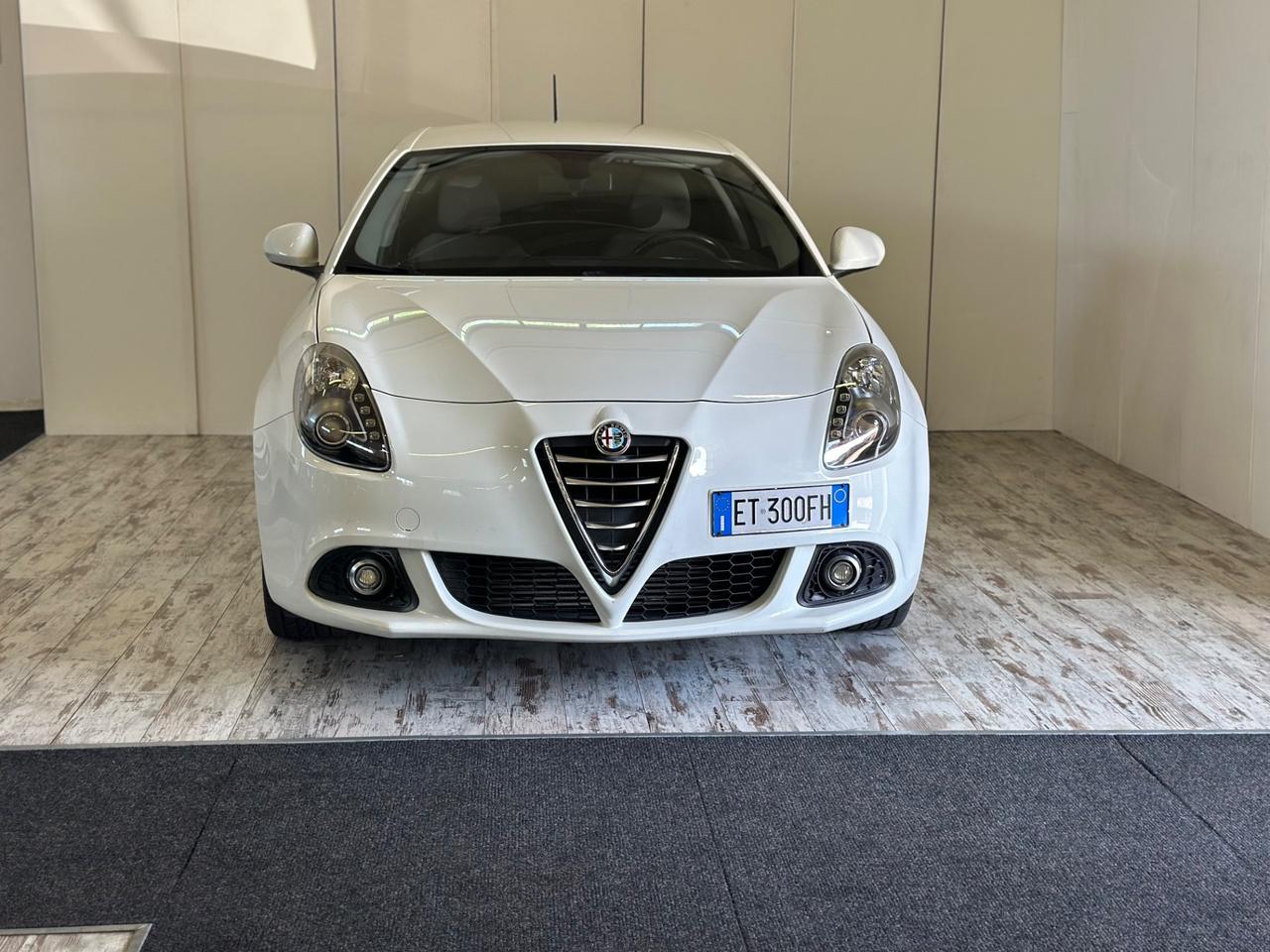 Alfa Romeo Giulietta 1.6 JTDm-2 105 CV Exclusive Ok Neopatentati