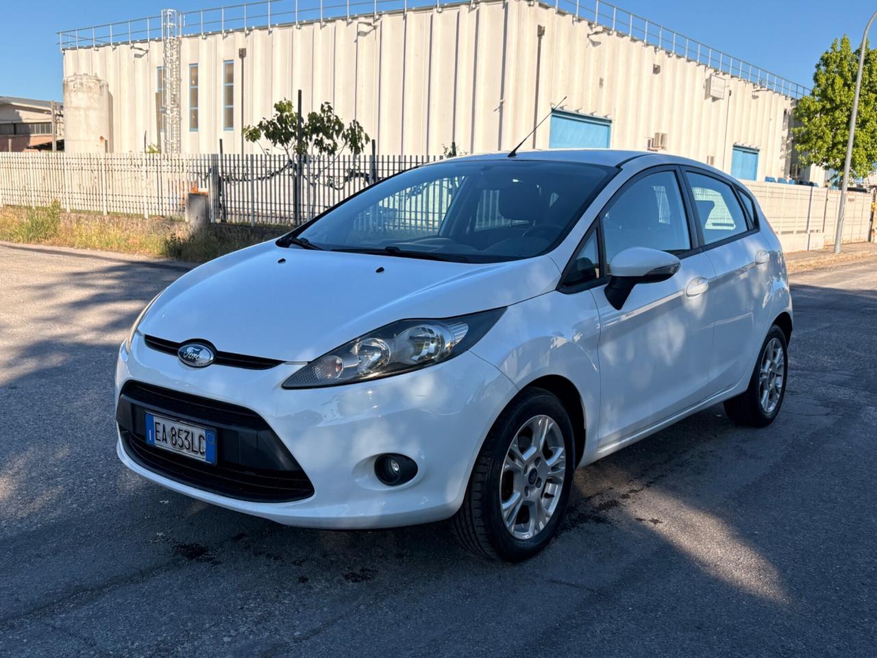 Ford Fiesta 1.4 5 porte Bz.- GPL Titanium