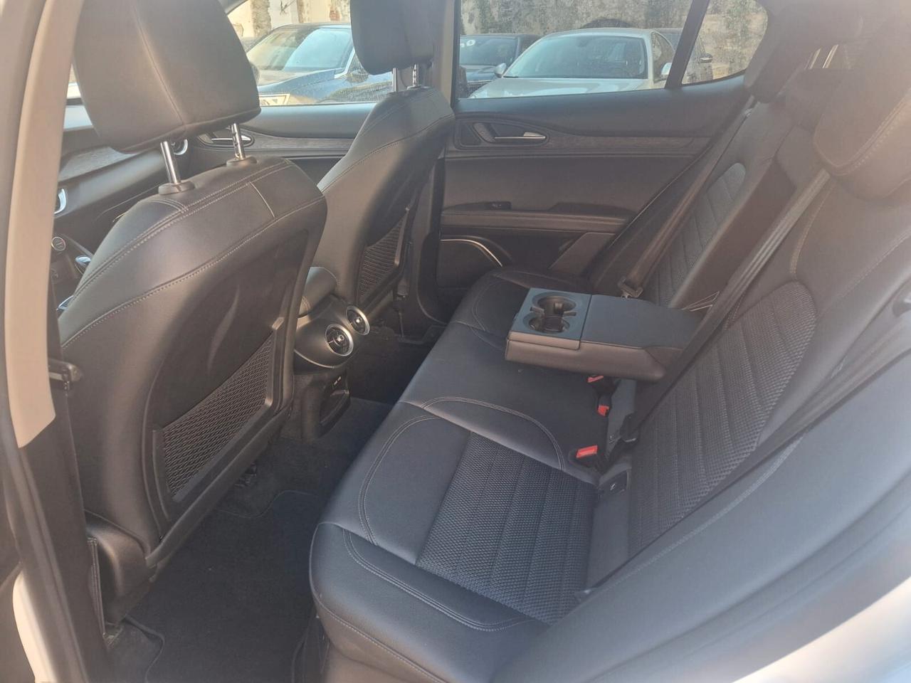 Alfa Romeo Stelvio 2.2 Turbodiesel 190 CV AT8 Q4 Executive