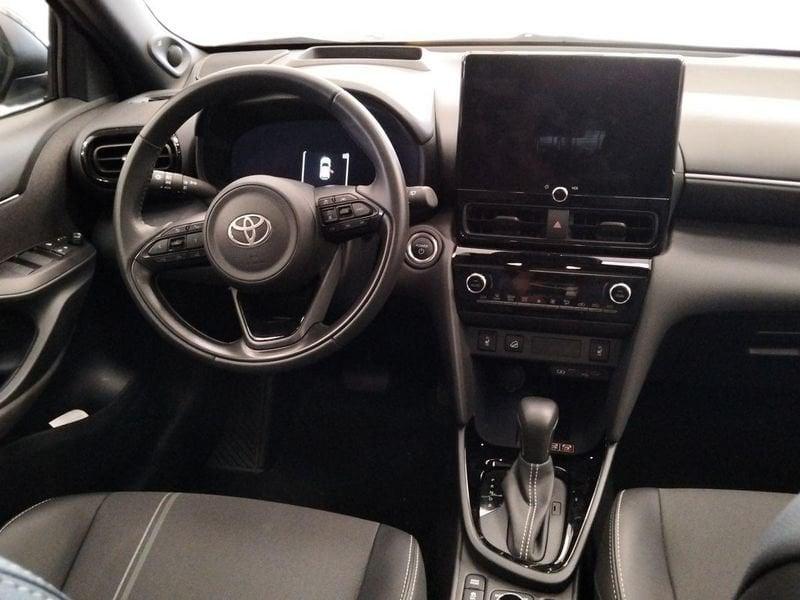 Toyota Yaris Cross 1.5H (130 CV) Lounge E-CVT AWD-i