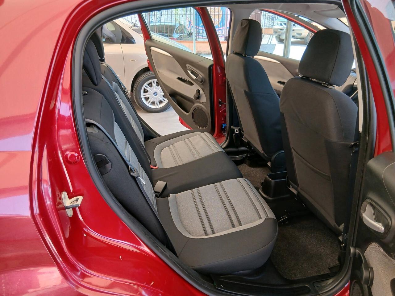 Fiat Punto Evo 1.3 Mjt 75 CV DPF 5p full 11