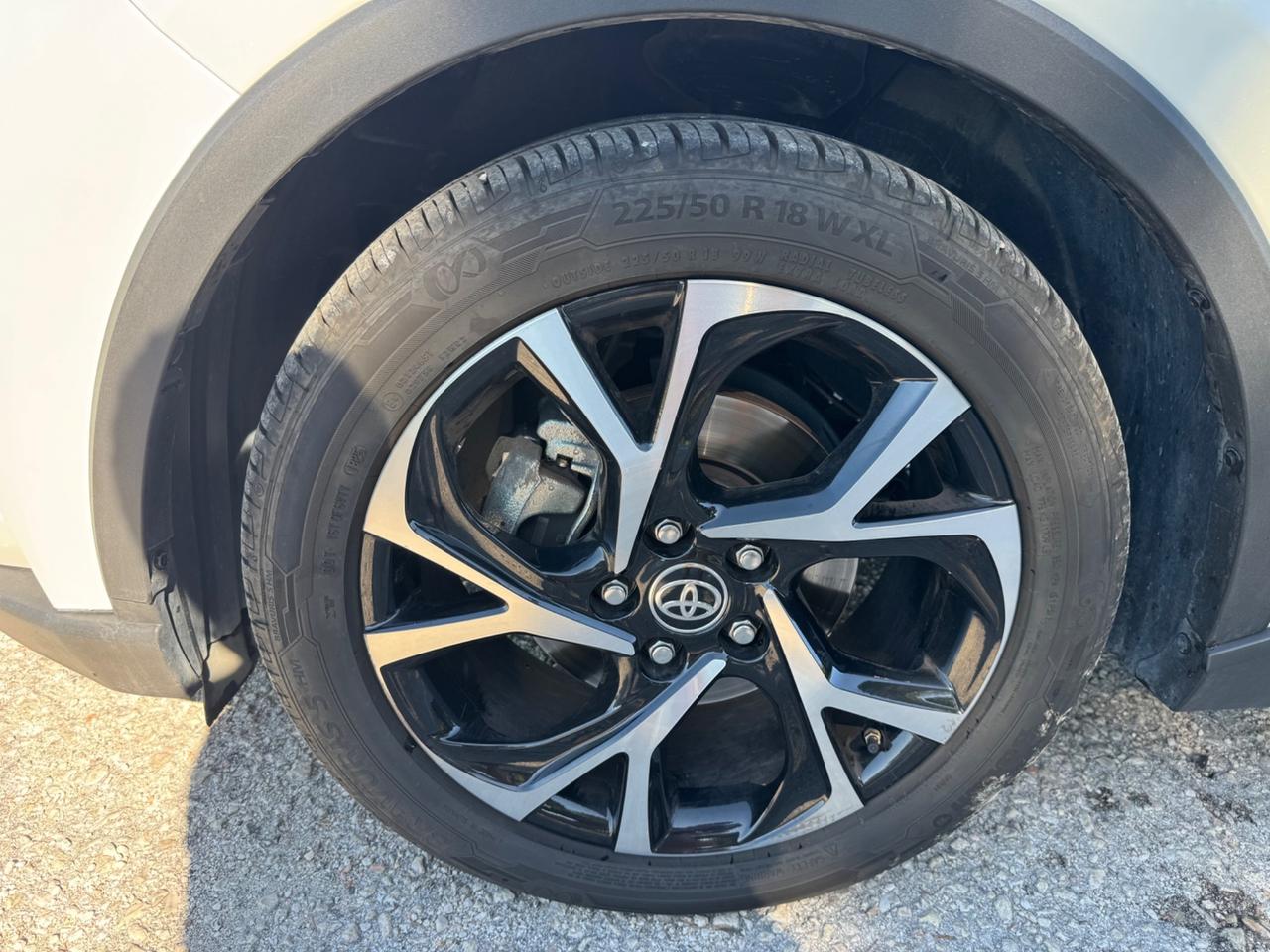 Toyota C-HR 2.0 Hybrid E-CVT Trend