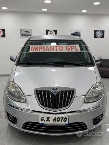 Lancia Musa Ecochic GPL 2011