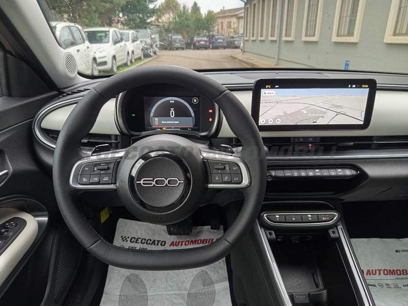 FIAT 600 600 1.2 hybrid La Prima II 110cv auto