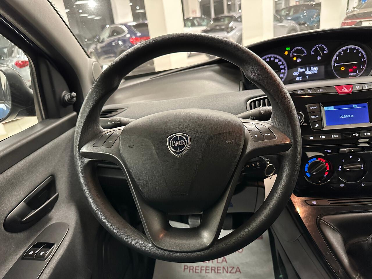 Lancia Ypsilon 1.0 FireFly 5P Hybrid Silver - 2023