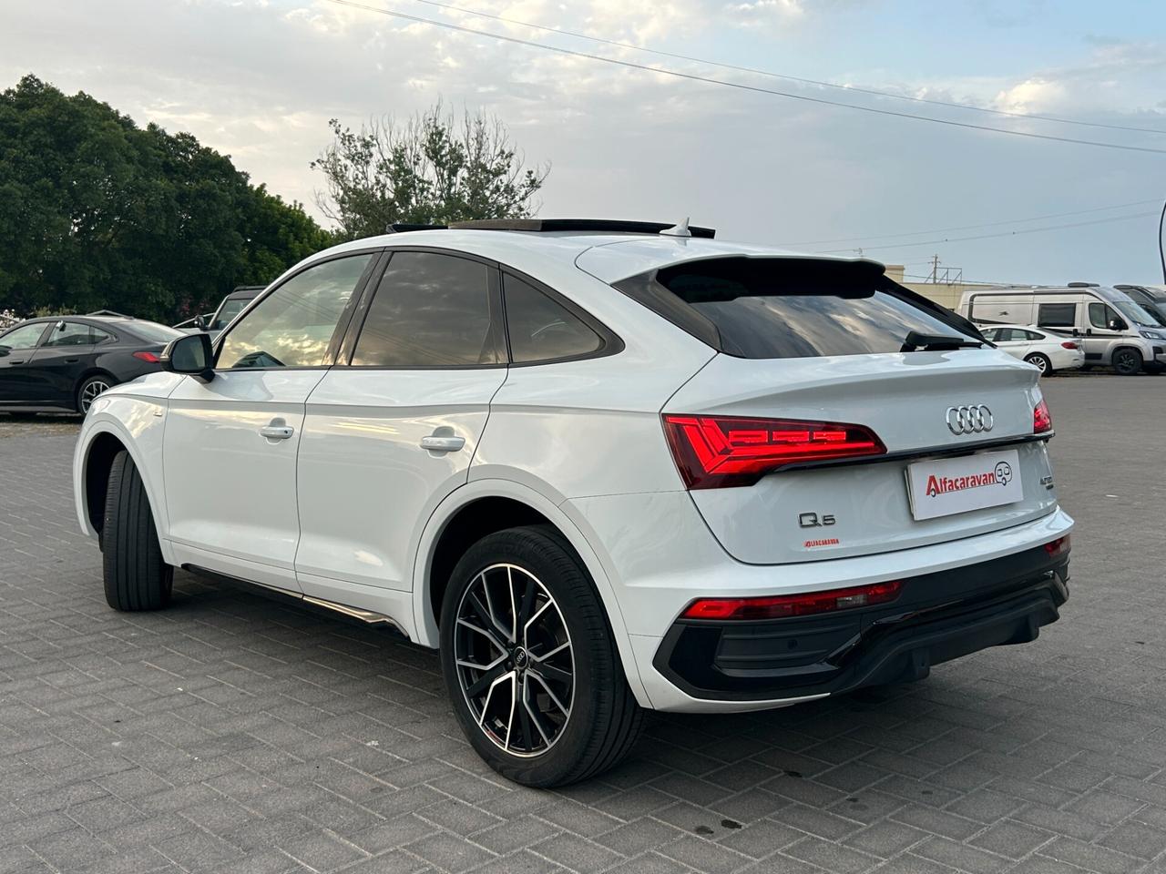 Audi Q5 Spb 40 2.0 tdi mhev 12V S line quattro s-tronic