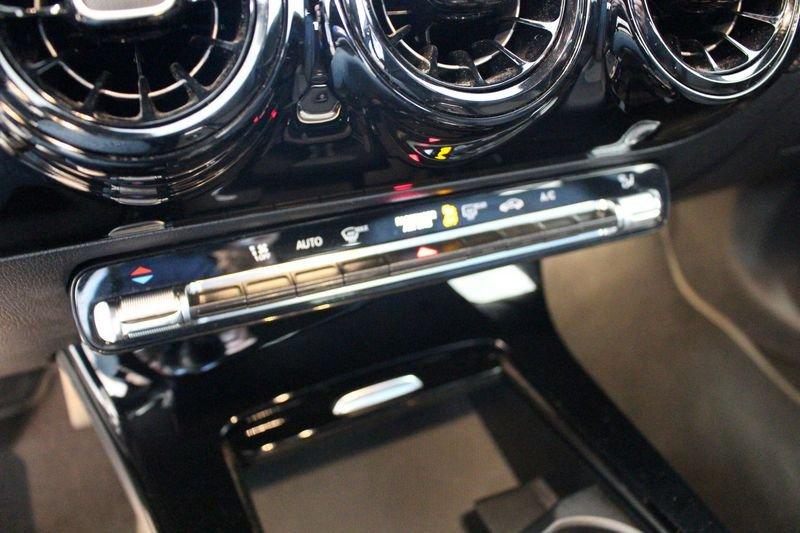 Mercedes-Benz Classe A A 180 d Automatic Business