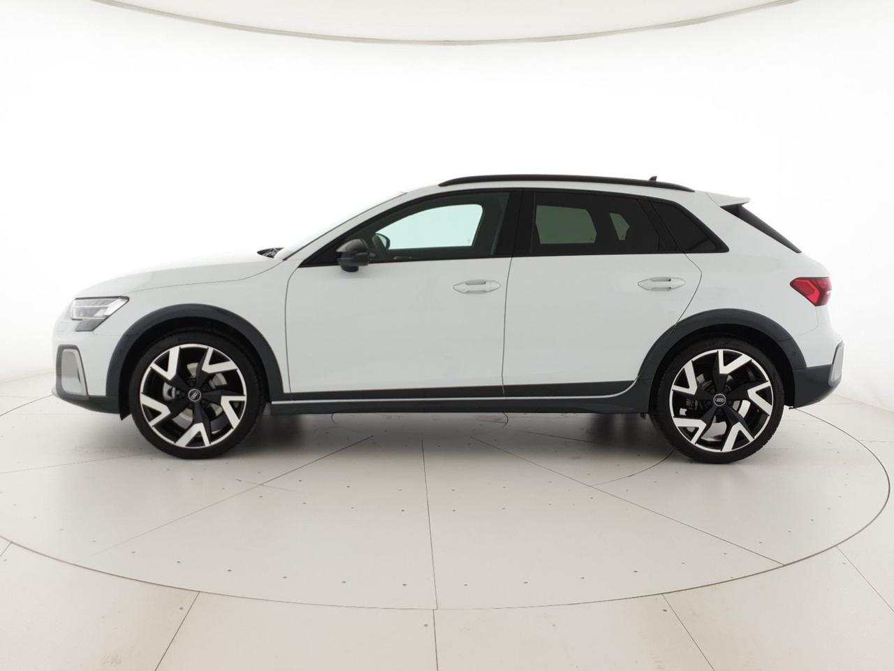 Allstreet 35TDI 150CV S tronic Identity Contrast