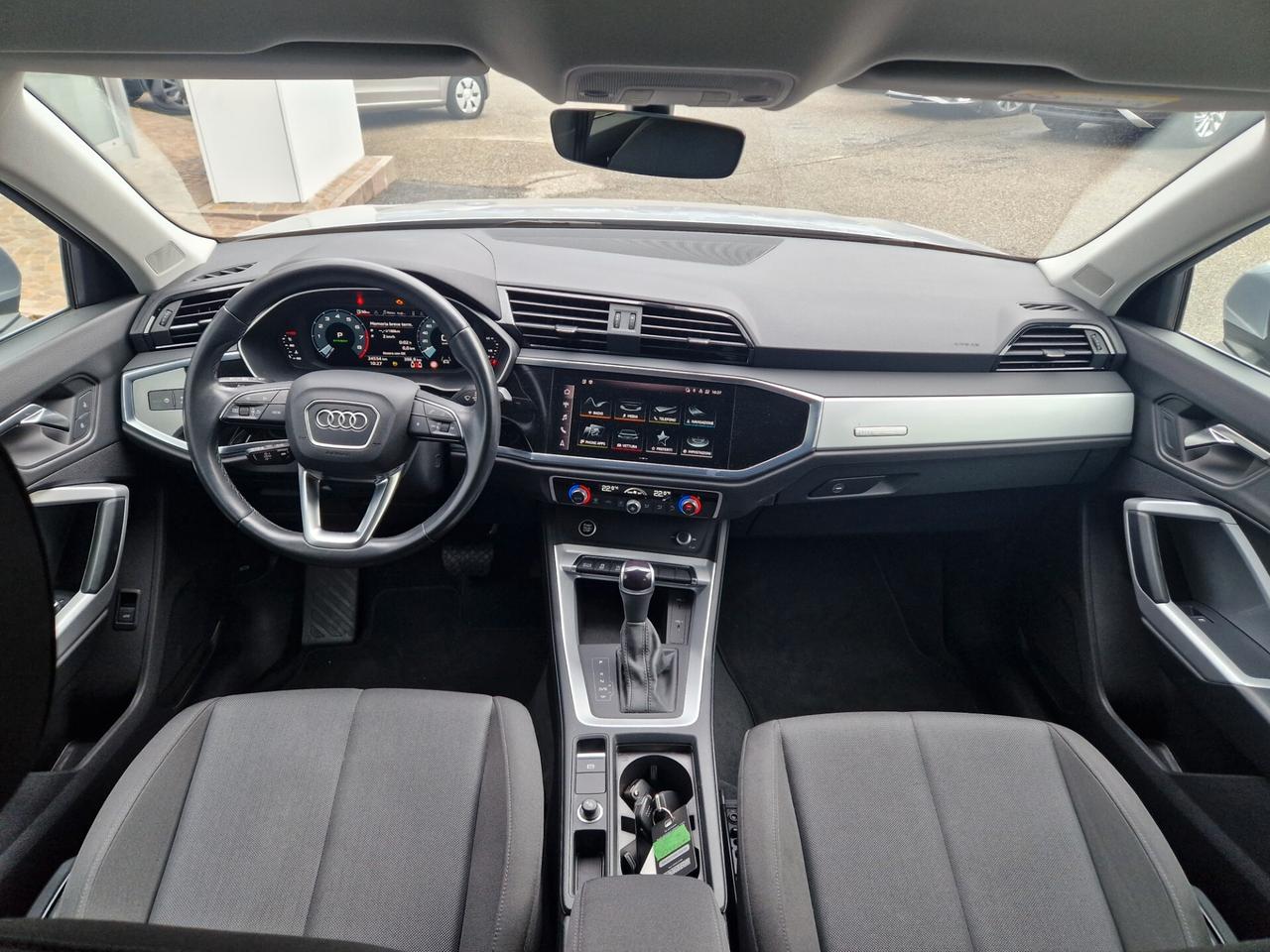 Audi Q3 35 TFSI S tronic line edition