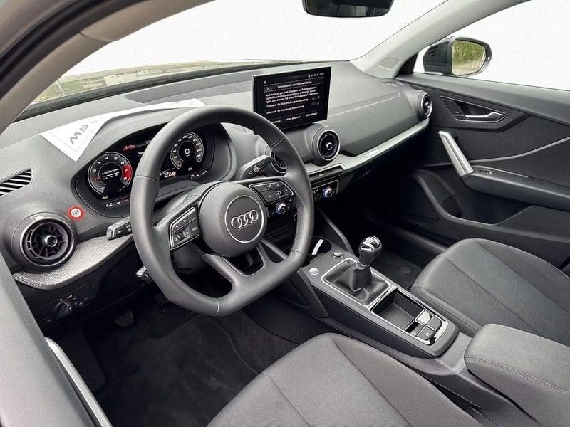 Audi Q2 1.0 30 TFSI BUSINESS LED MMI CAR PLAY