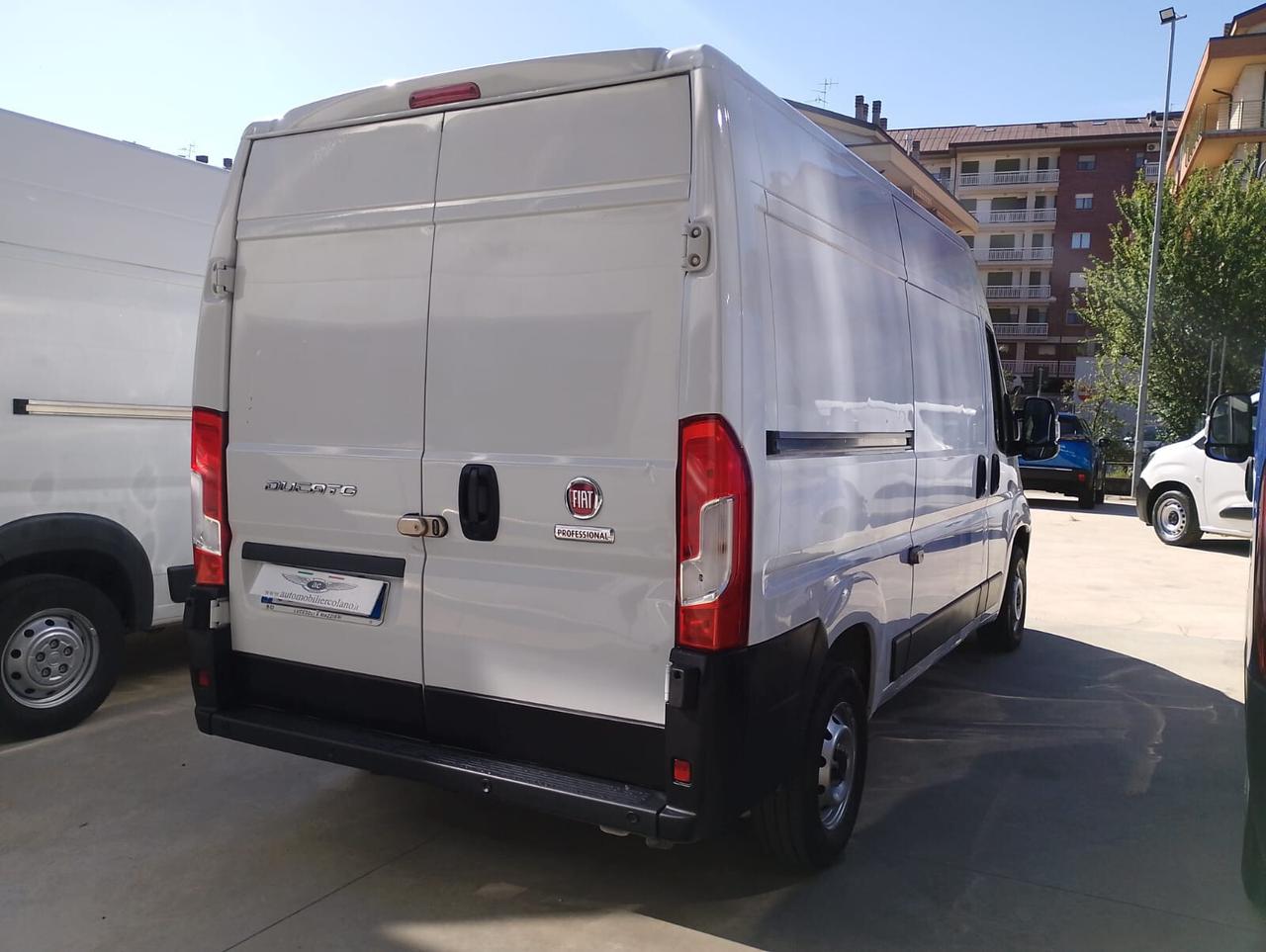 Fiat Ducato FIAT DUCATO 33 MH2 2.3 Multijer 140CV E6D-temp 3 POSTI