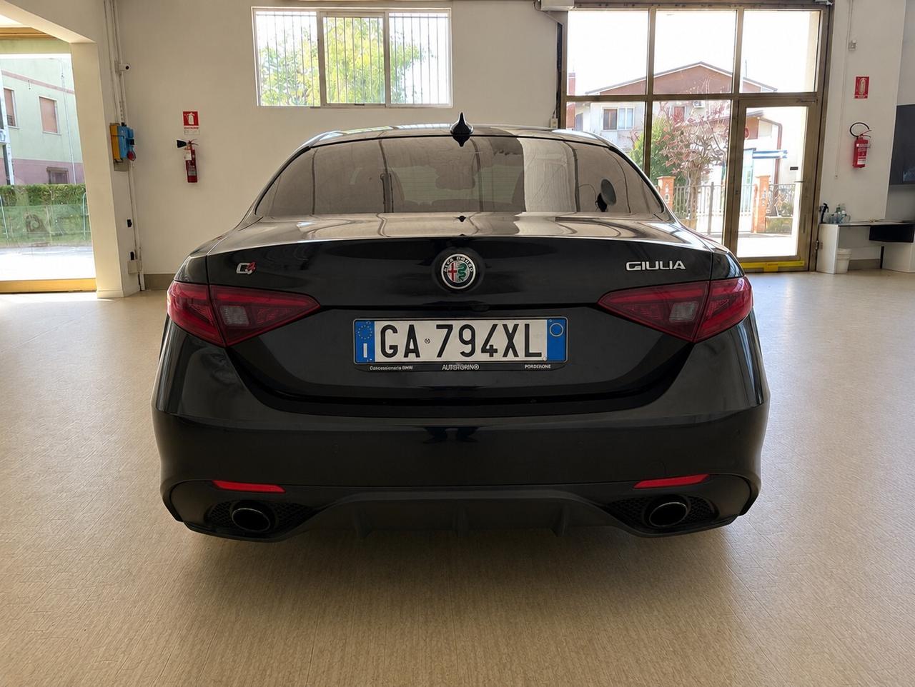 Alfa Romeo Giulia 2.2 Turbodiesel 210 CV AT8 AWD Q4 Veloce