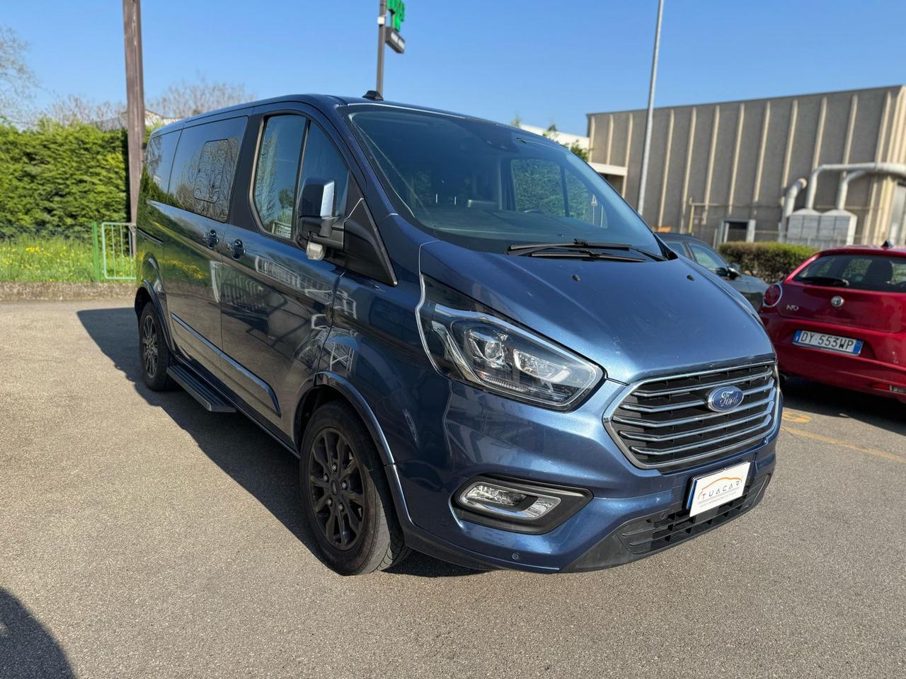 Ford Tourneo Custom Titanium 2.0 EcoBlue