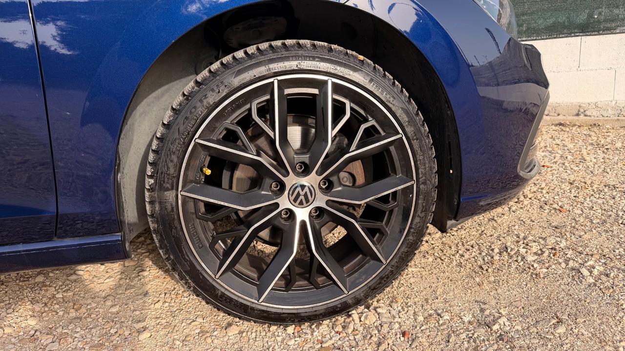 Volkswagen Golf 1.0 eTSI EVO DSG Life