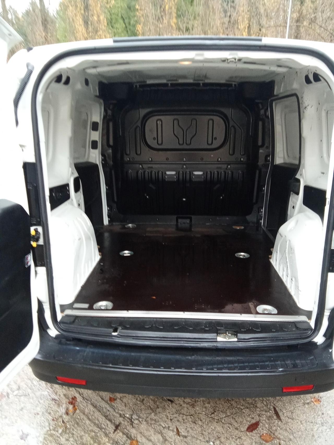 Fiat Doblò 1.3 MJT Cargo 90cv 017