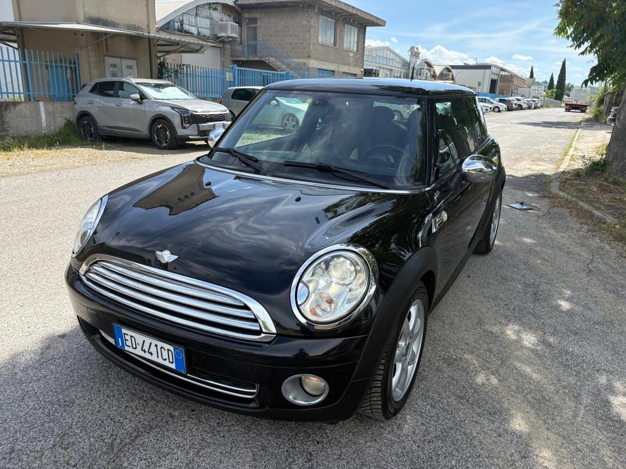 Mini 1.6 benzina 16V One (72kW) 2010 135.000 KM