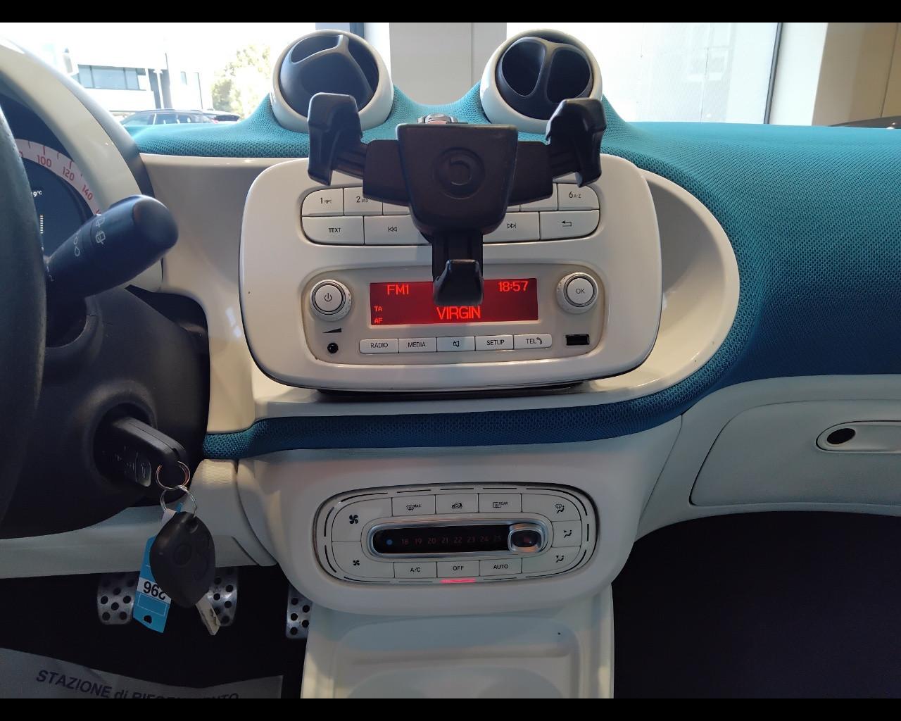 SMART Forfour II 2015 - Forfour 1.0 Passion 71cv