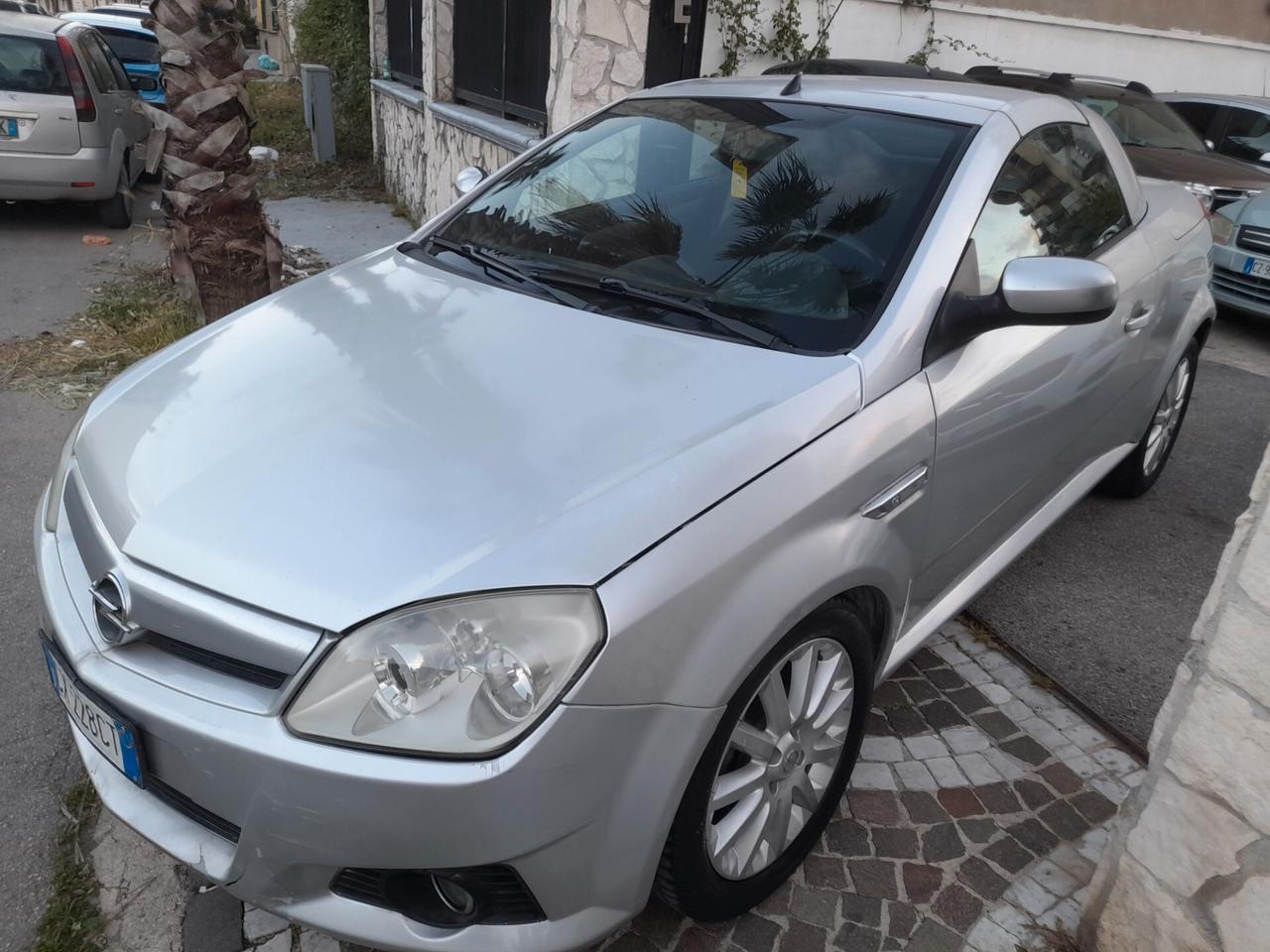 Opel Tigra TwinTop 1.4 16V Enjoy