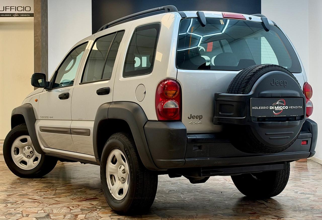 Jeep Cherokee 2.5 CRD Sport