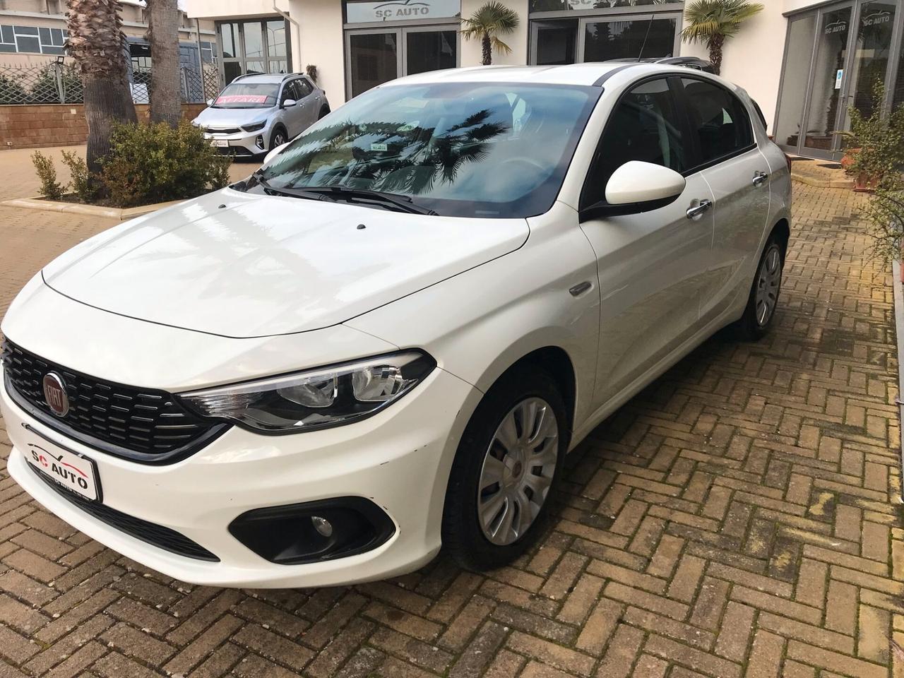 Fiat Tipo 1.3 Mjt S&S 5 porte Easy