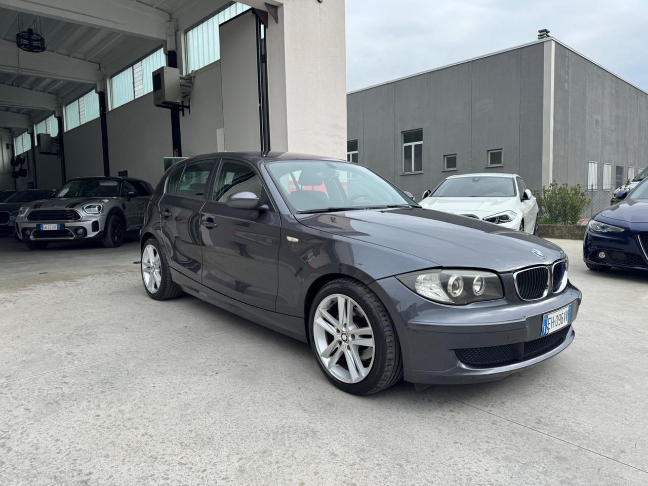 Bmw 118 118d 2.0 143CV cat 5 porte Futura DPF