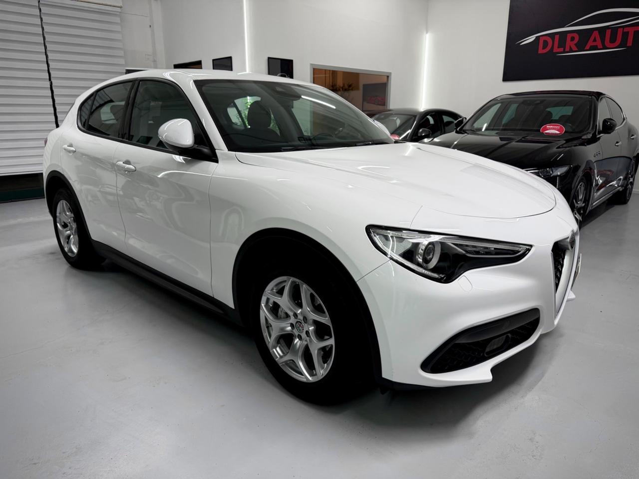 Alfa Romeo Stelvio 2.2 Turbodiesel 160 CV AT8 RWD Executive
